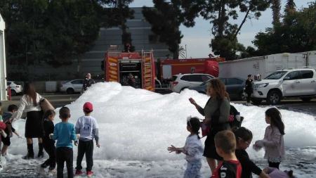  تجدد النشاطات والفعاليات الارشادية لسلطة الإطفاء والإنقاذ